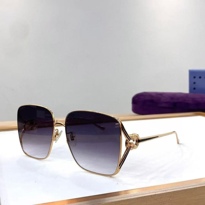Gucci Women’s Oversized Glasses