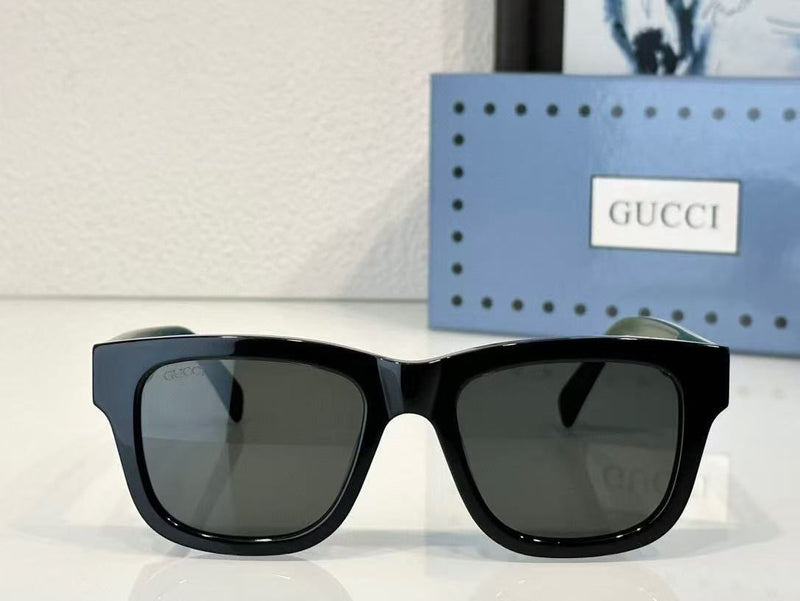 Gucci Unisex Sunglasses